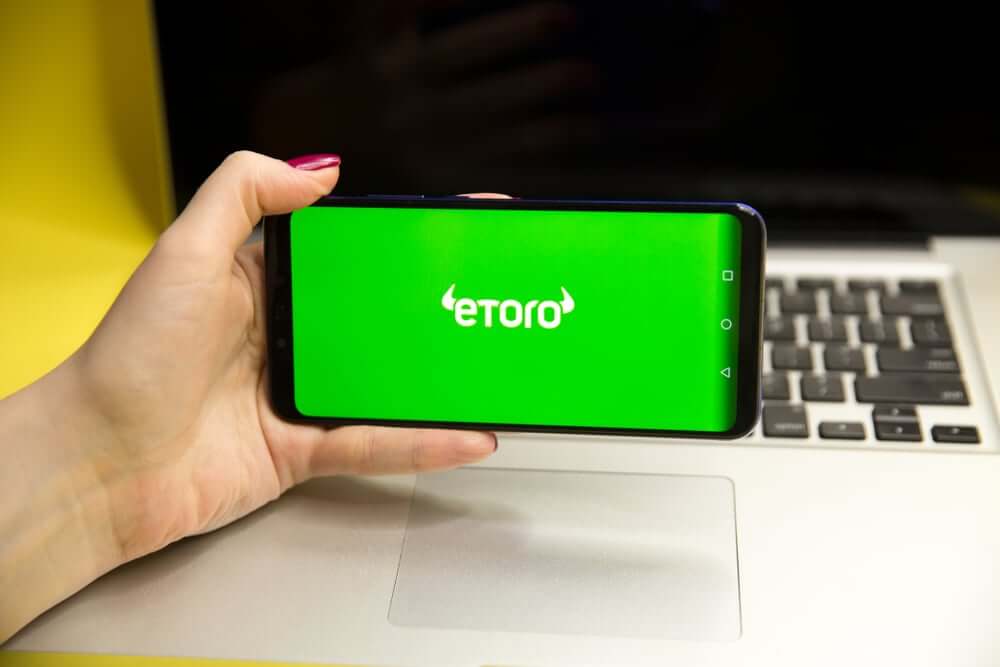 Best app to trade commodities: eToro and its demo account 