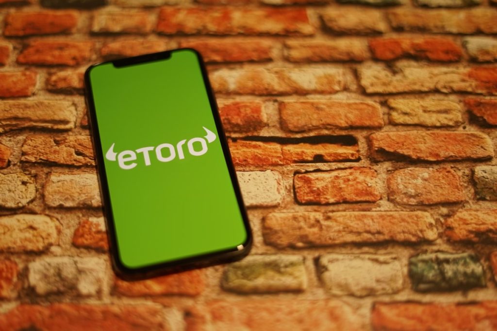 eToro